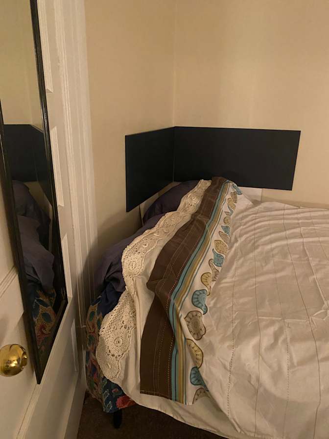 Farnaz's room