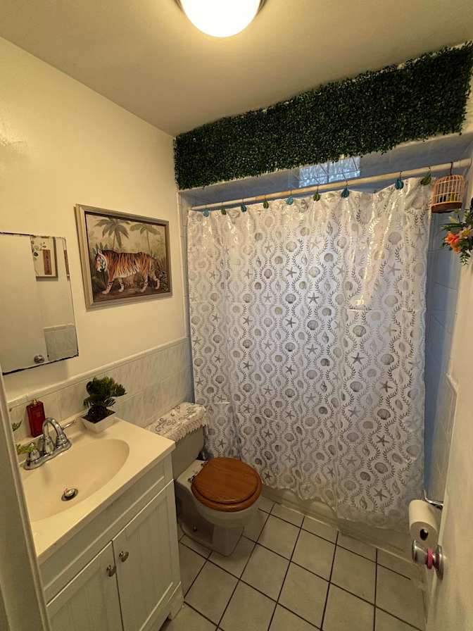 Ricky RODRIGUEZ's room