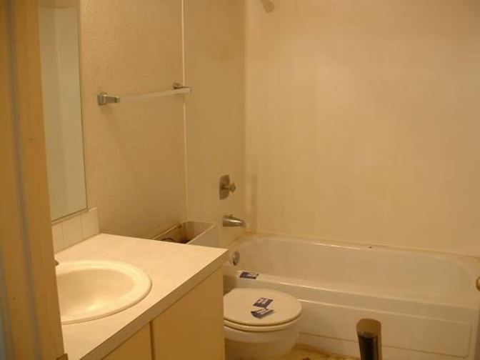 Xuebing's room