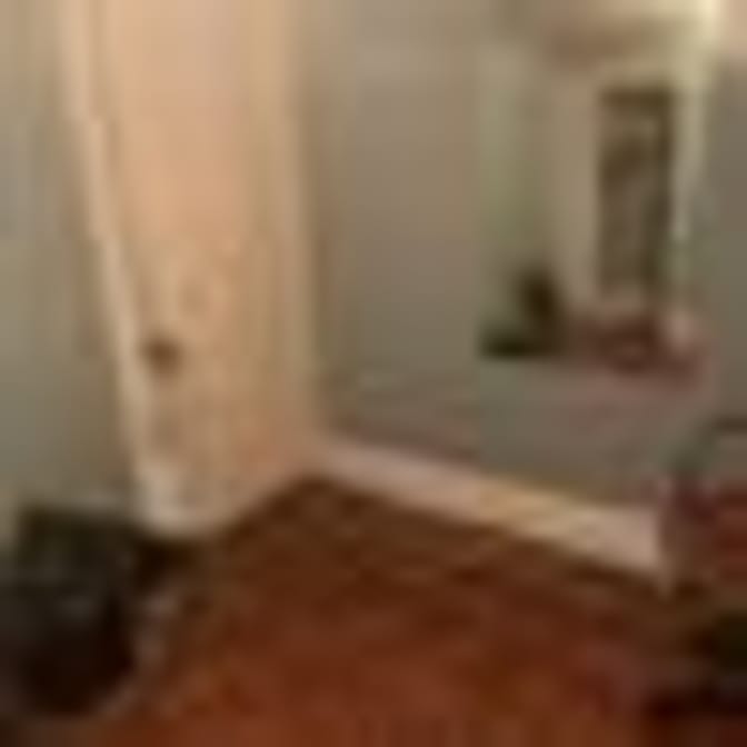 Lenny's room