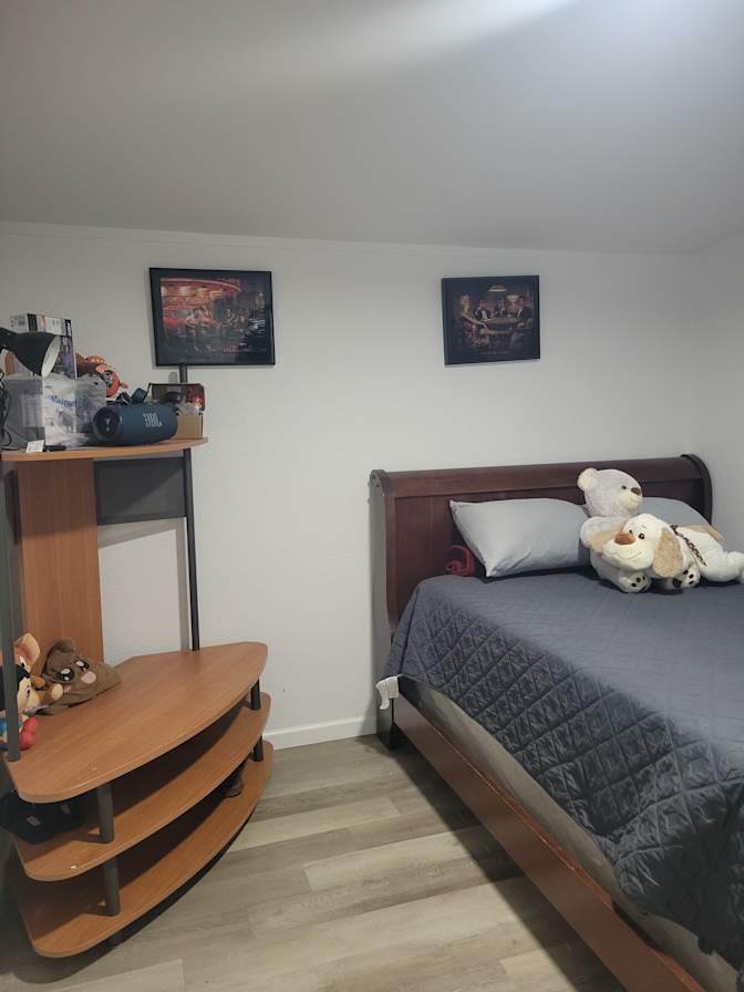 Cintia Rocha's room
