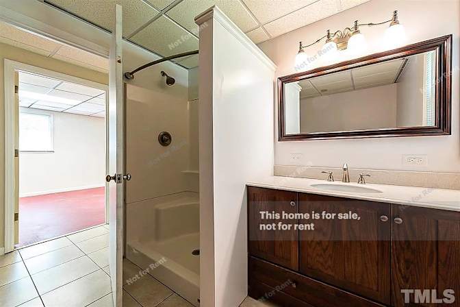 Alcove Rooms's room