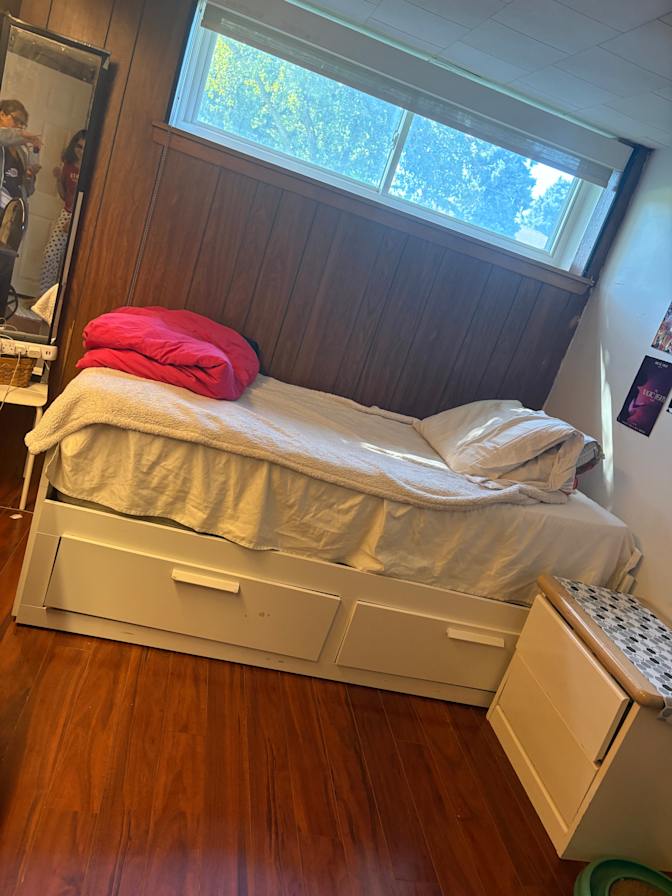 Little Genna's room