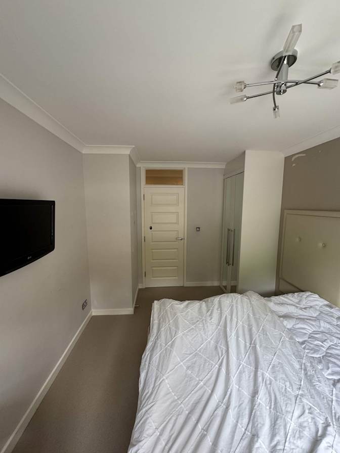 Catalin Ticoiu's room
