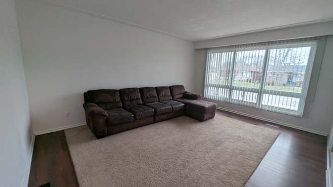 Buchanan Rentals's room