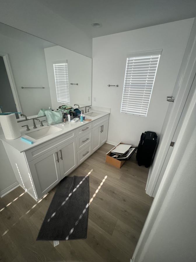 Shaka's room