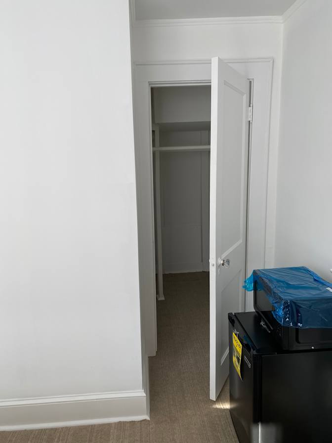 EAST COAST's room