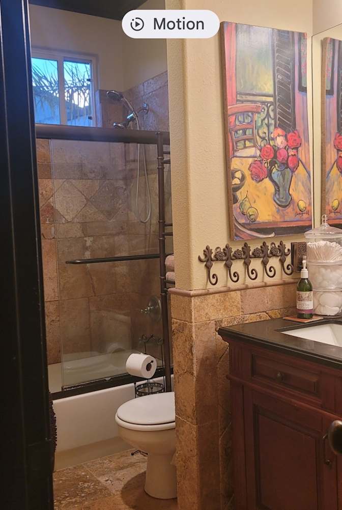DIANA'S Home's room