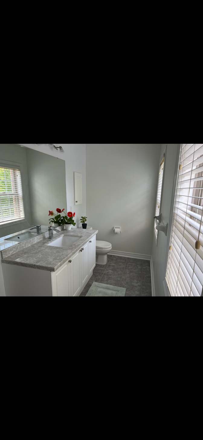 Linda's room