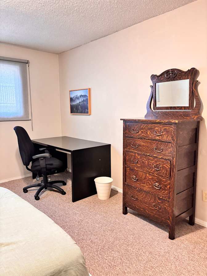 Dan's room
