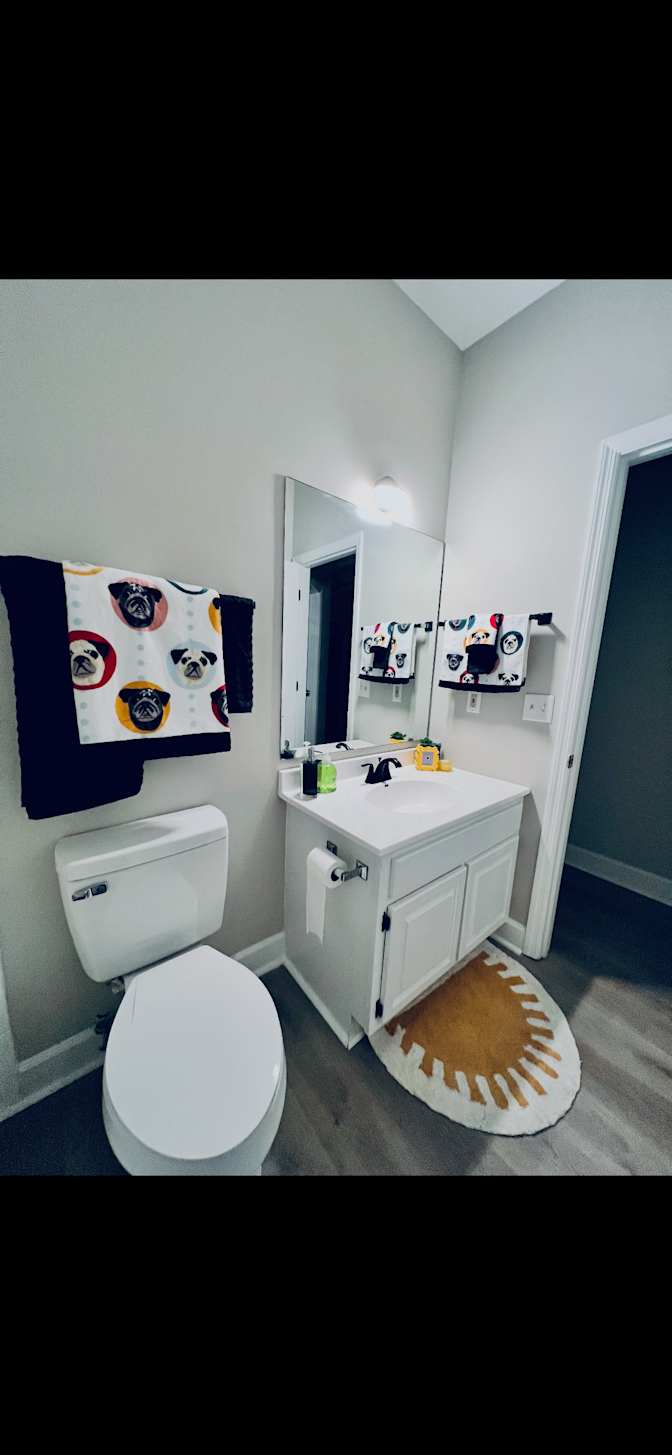 Sandra L Robinson's room