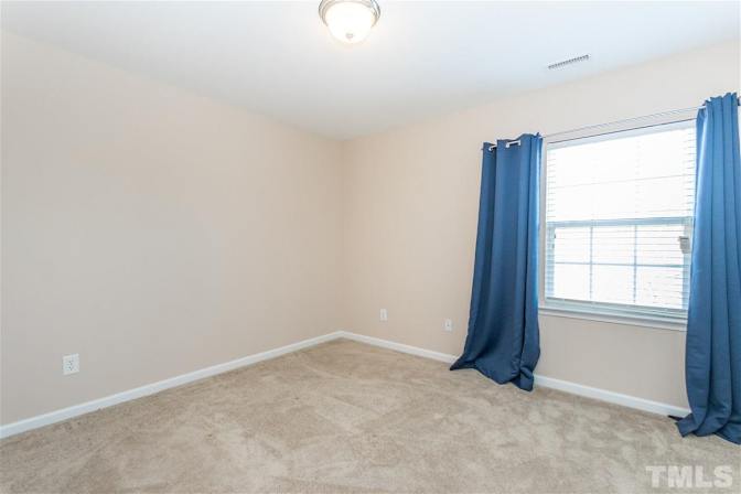 Alcove Rooms's room