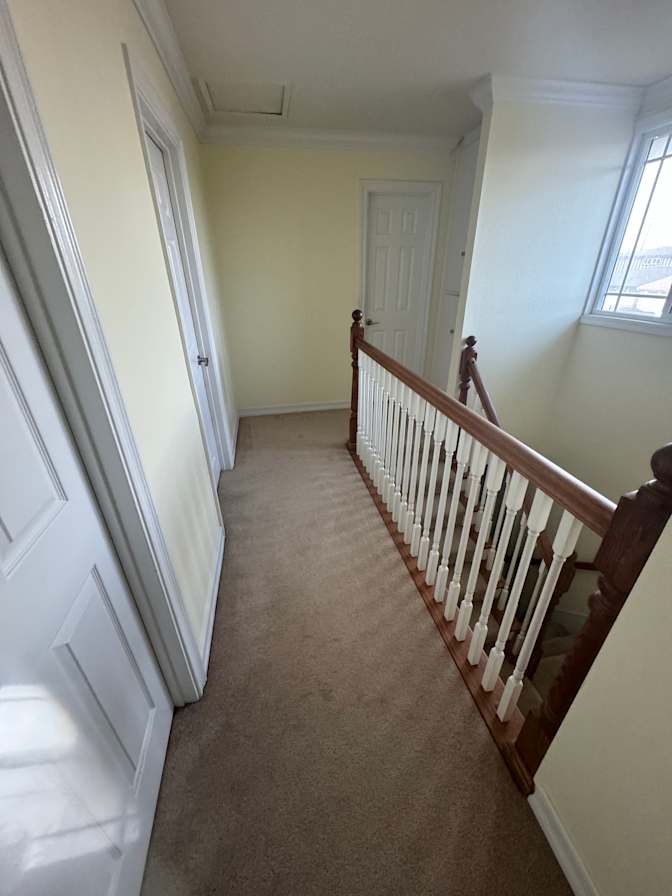 Ange's room