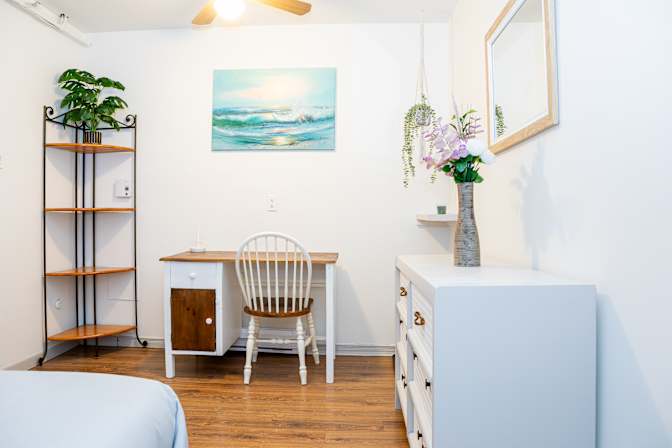 Suzanne's room