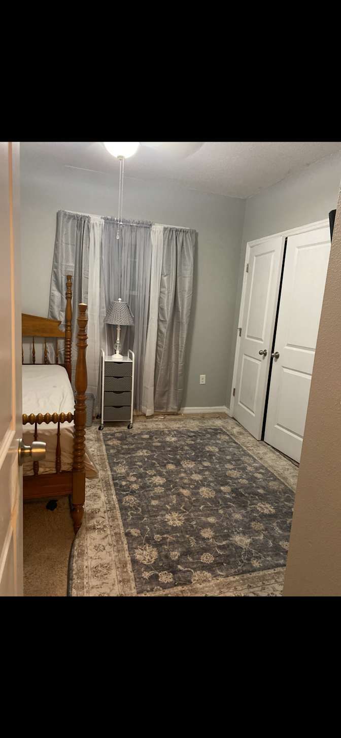 Missi Underwood's room