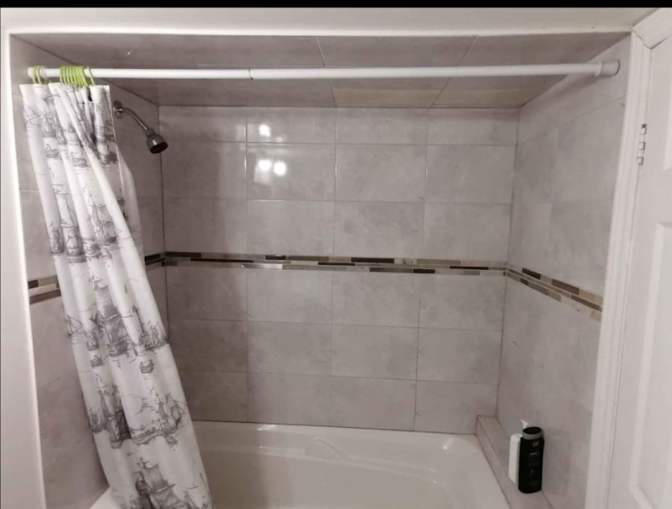 Beautiful, Clean & Bright!'s room