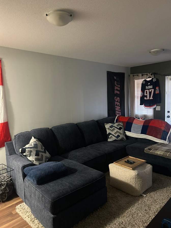 Ashton Glova's room
