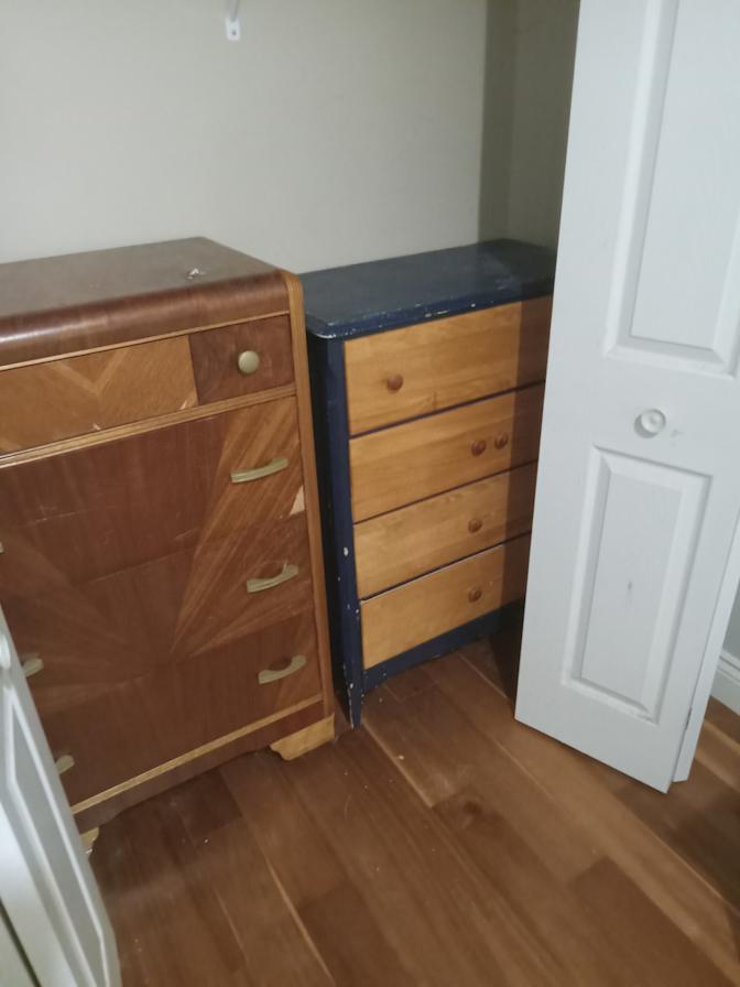 me's room