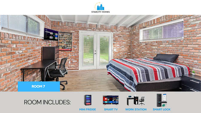 StarCity Homes's room
