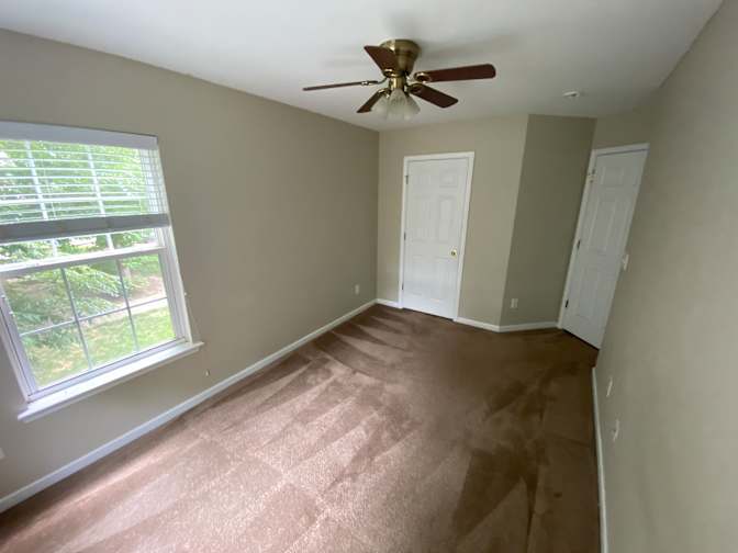Alcove Rooms's room