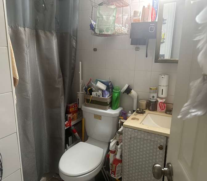 jennifer sylvestre's room