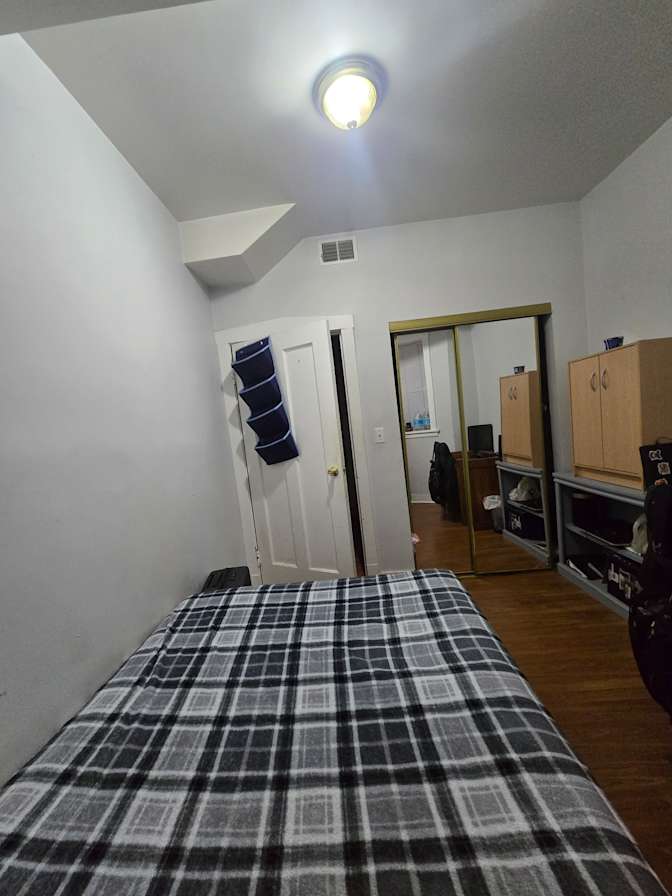Hampton's room