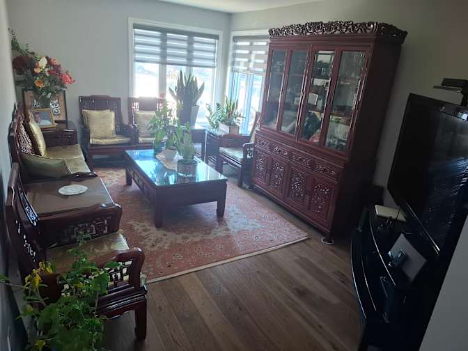 Diyako's room