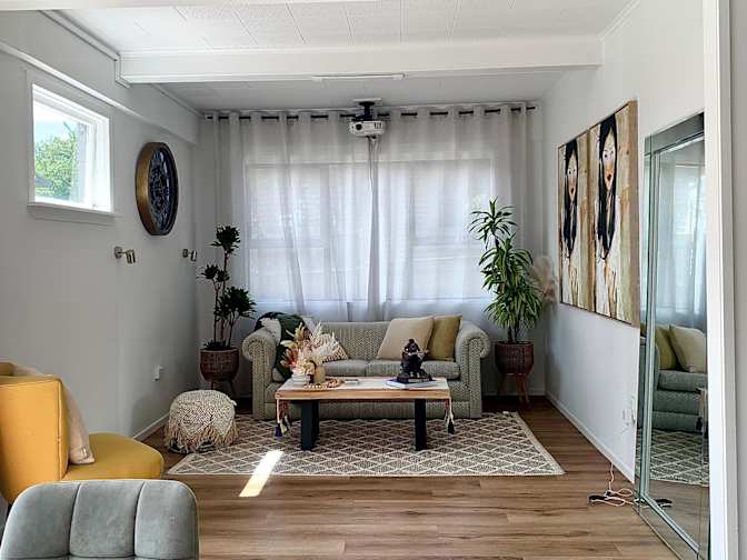 Israel's room