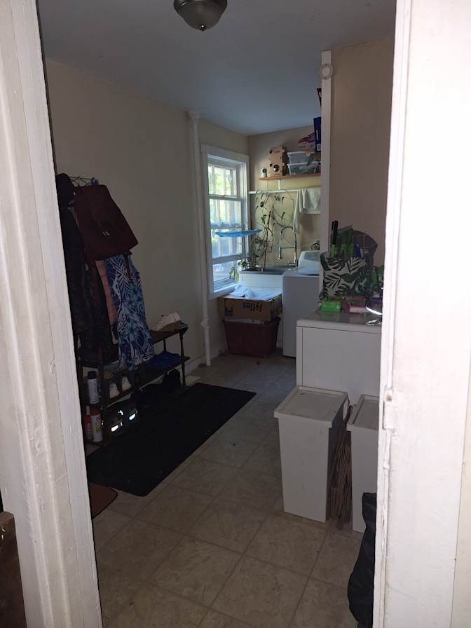West End - Photo 8