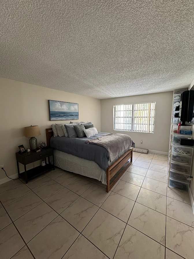 shephard's room