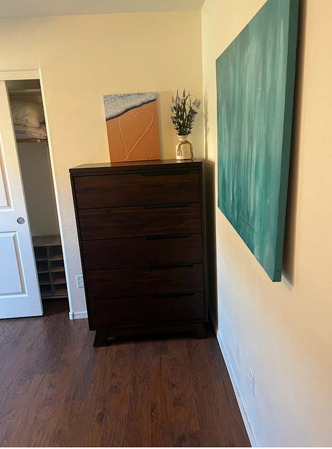 Loving's room