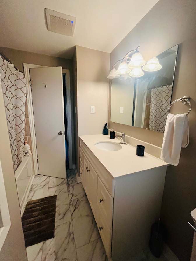 Stephanie Madojemu's room