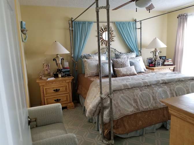 Ellen's room