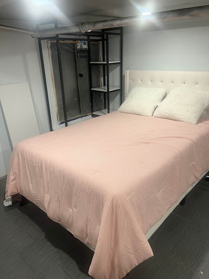 Tasha Tall's room