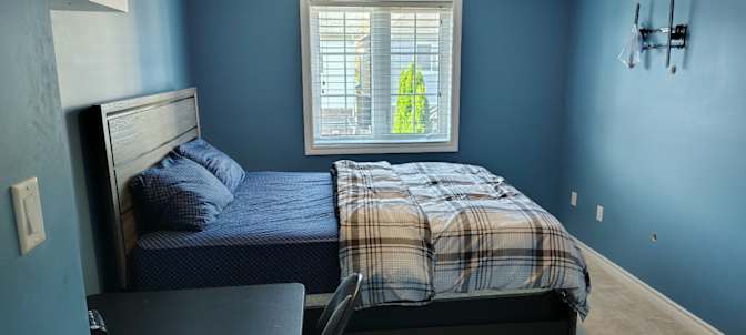 Epiphane's room