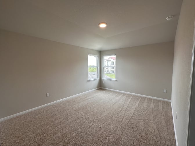 Ali's room
