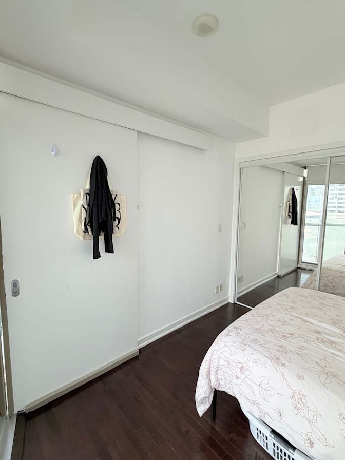 Amna's room