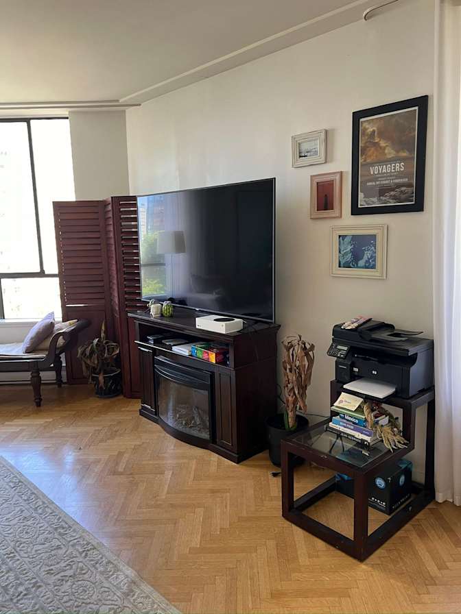 Diya's room