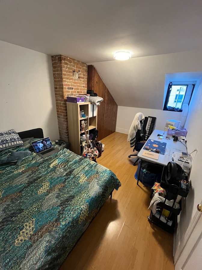 Bryndan's room