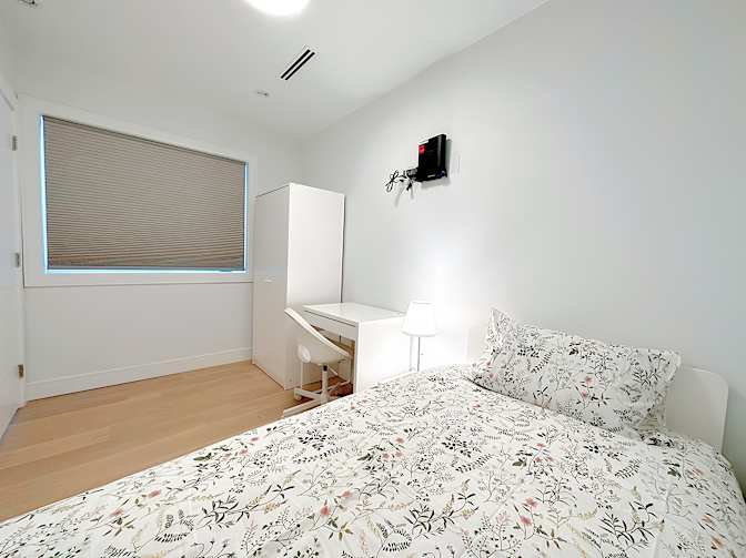 Shirin's room