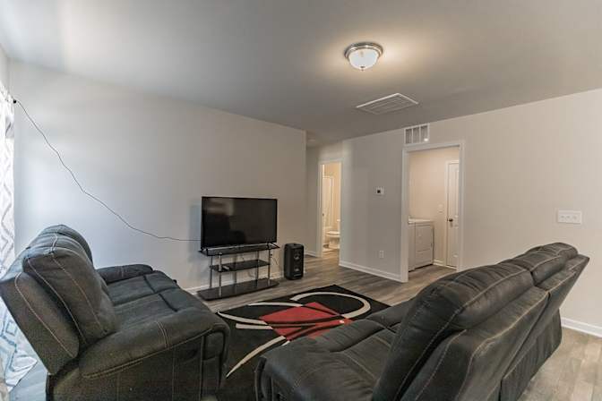 Alcove Rooms's room