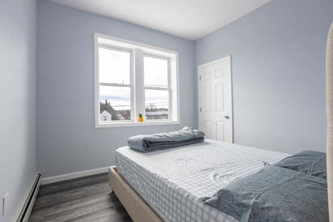Lius Estate's room