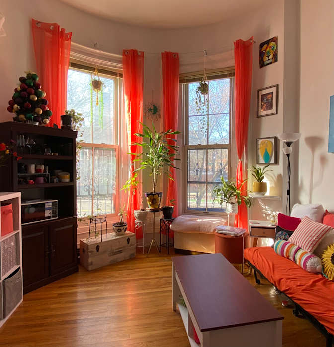Arale's room