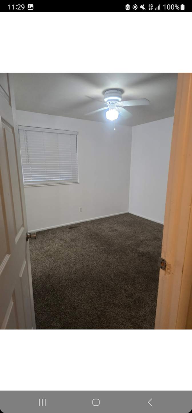 Dustin's room