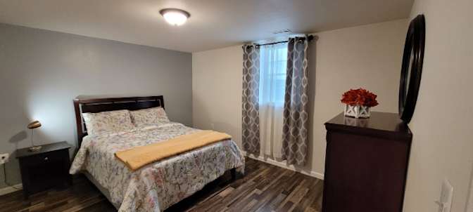 Evelyn's room