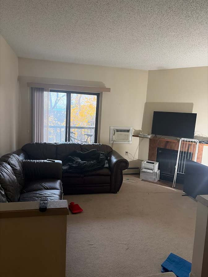 Khushbu Patel's room