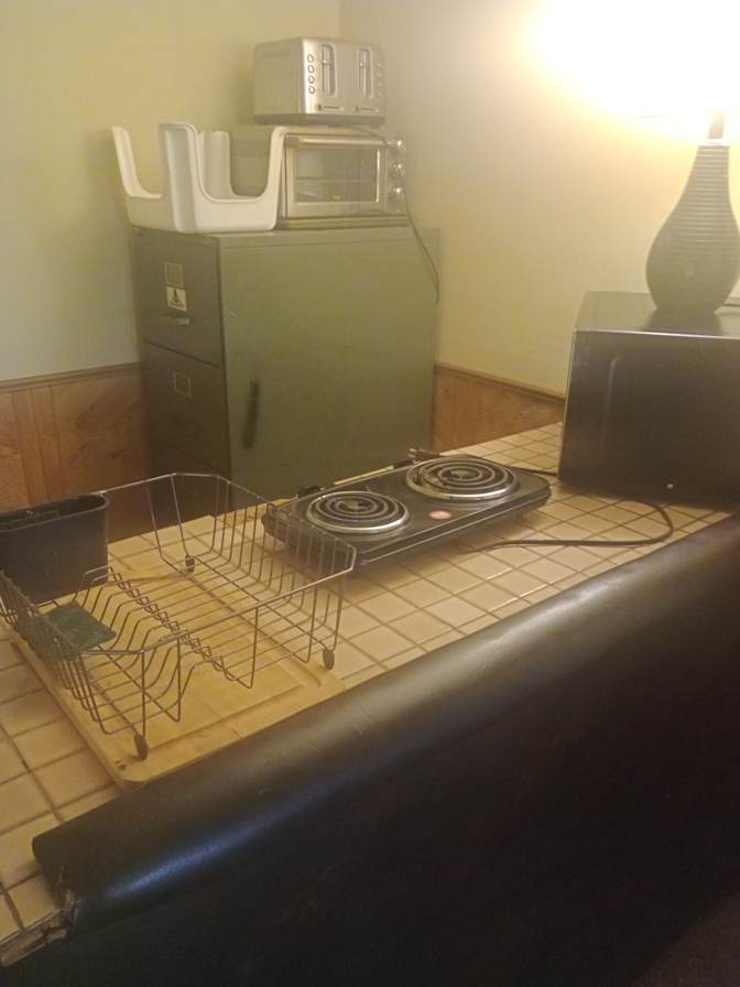 Steve angle's room