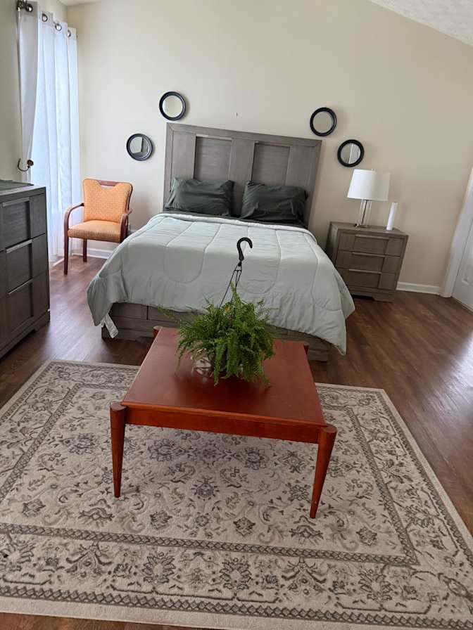 Millies Rental's room