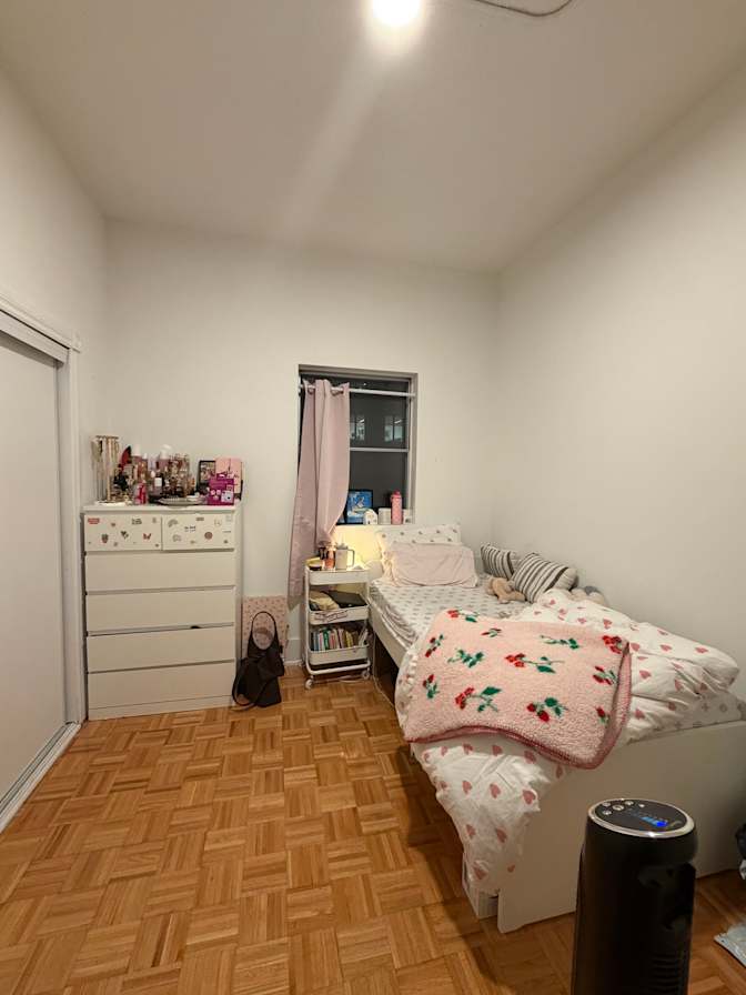 Noor karwal's room