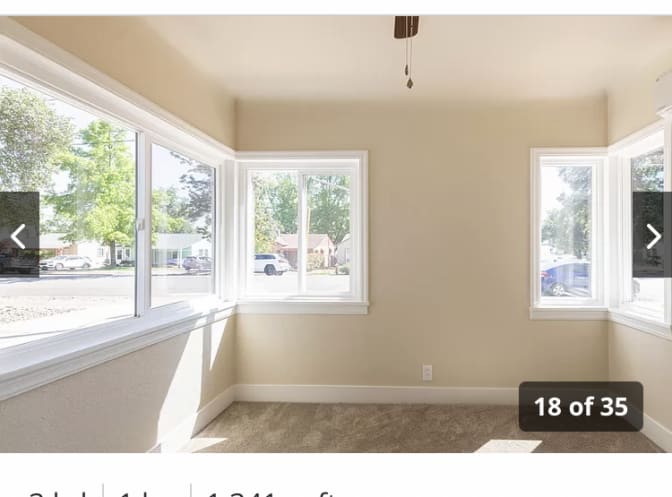 Lee's room